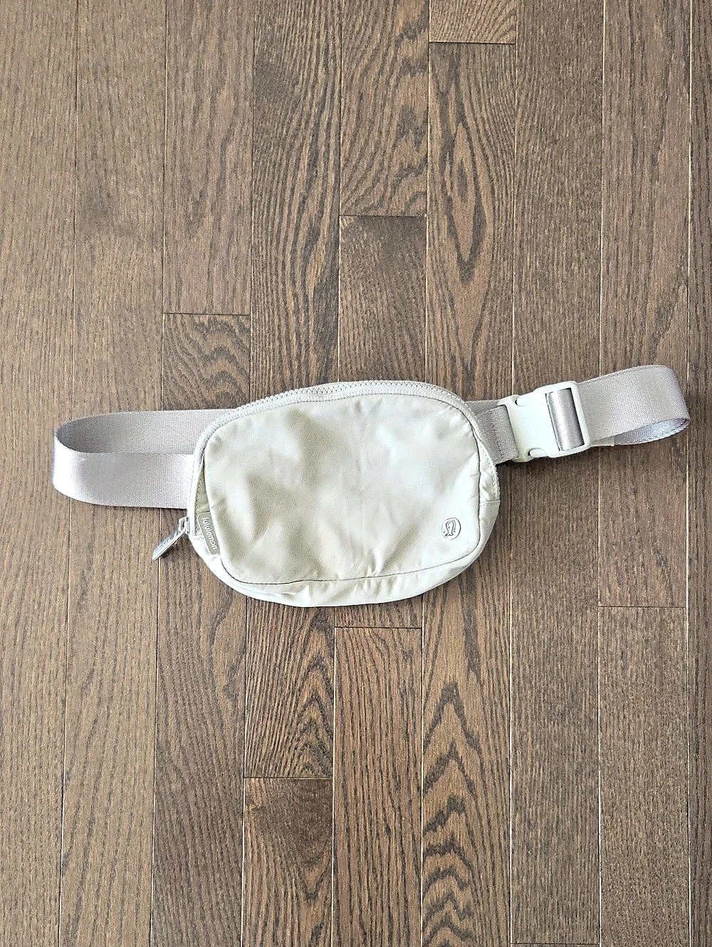 lululemon Everywhere Belt Bag Taupe
